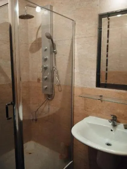 Homestay Pokoj Na Ulicy Bora Komarowskiego 35 Warsaw Poland